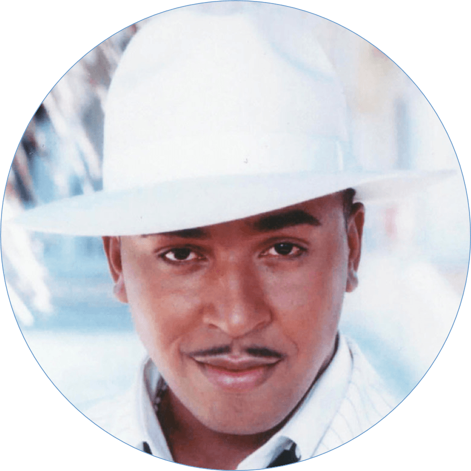 Porträt von Lou Bega